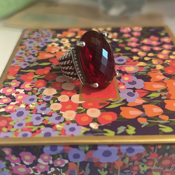 COPY - Gorgeous David Yurman Ring Size 7 - Picture 5 of 5